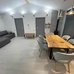 Aparthotel Nafta Aparts