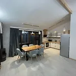 Nafta Aparts 4* Skhidnytsia
