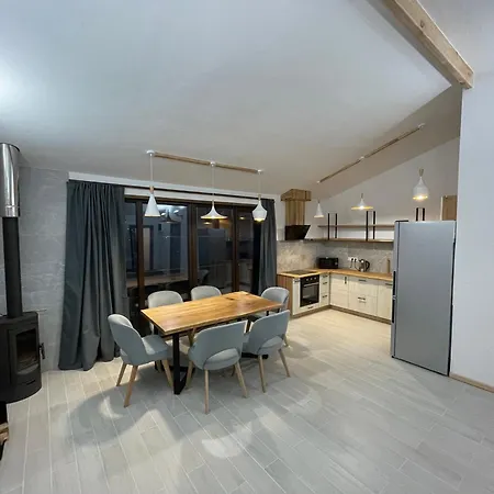 Nafta Aparts & 4* Skhidnytsia