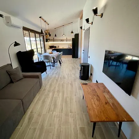 Nafta Aparts & 4* Сходница