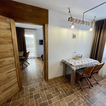 Nafta Aparts & Сходница